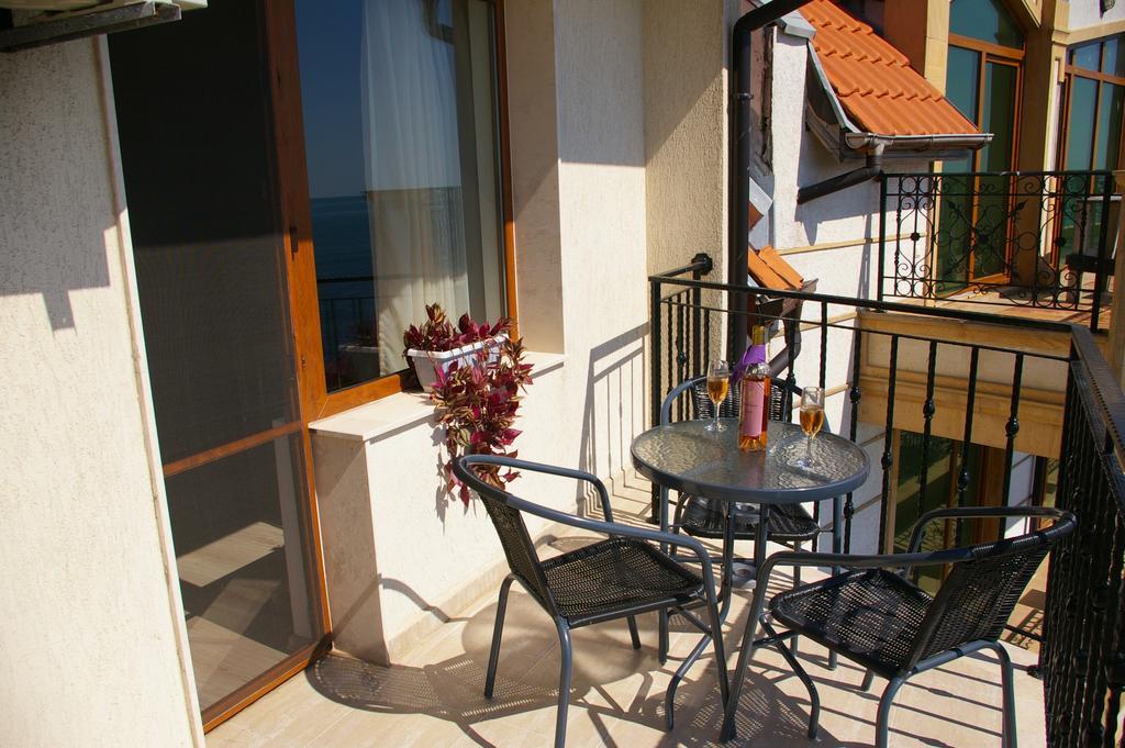 Sea View Apartments Szozopol Kültér fotó